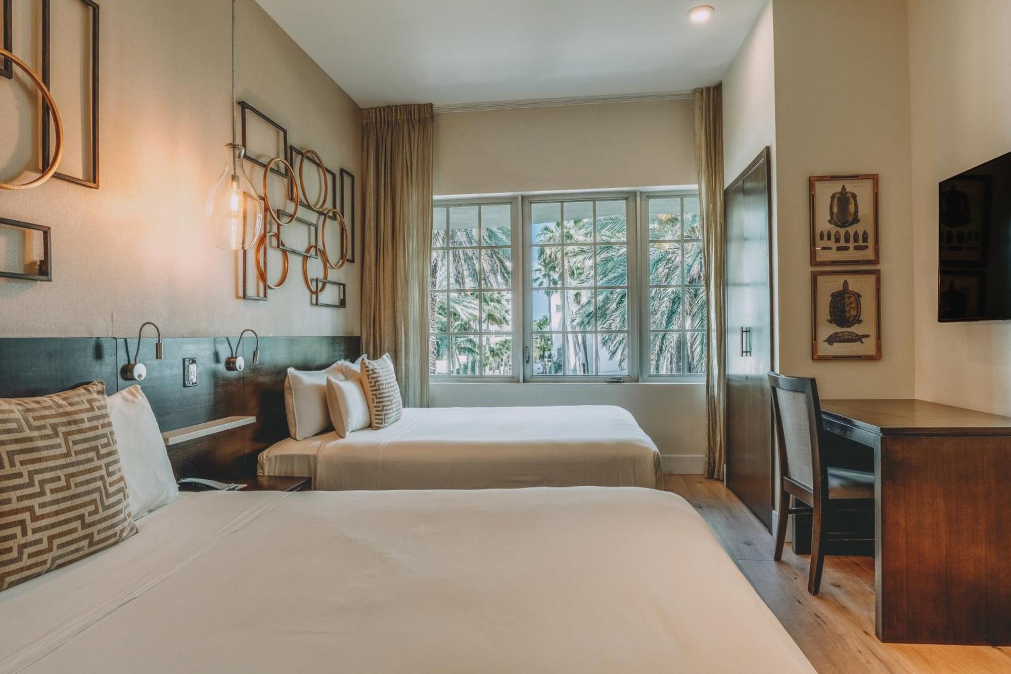Hotel Iberostar Waves Berkeley Shore 4*